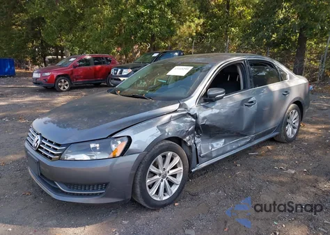 2013 Volkswagen Passat 2.5L Sel из США, поврежденный, VIN 1VWCP7A30DC092030